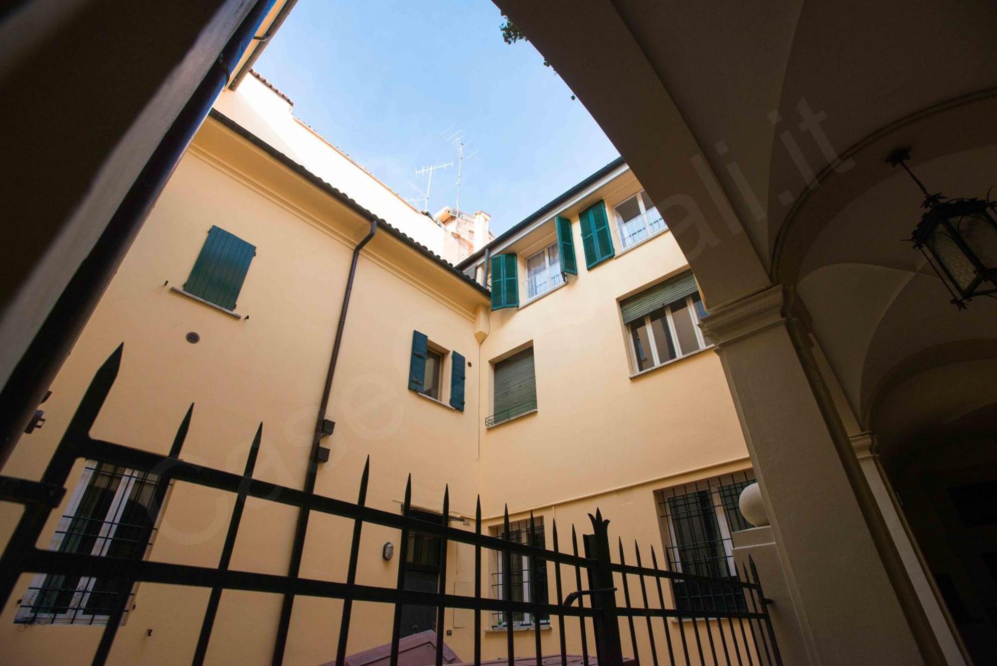 Caseospitali - Daisy, Ampio Trilocale X6 Vicino A Piazza Maggiore Bolonha Exterior foto
